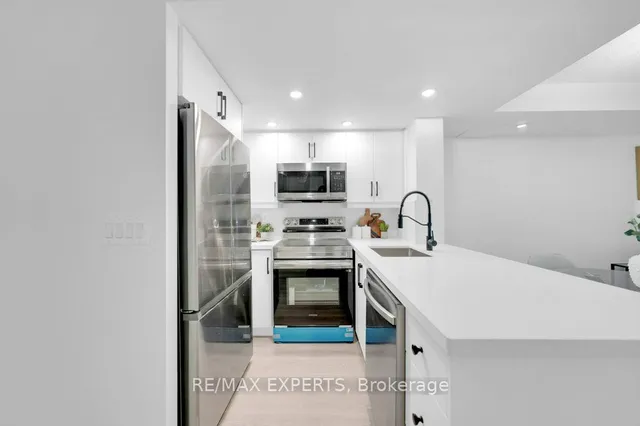 Additional property image - 65 E Liberty St Unit 818