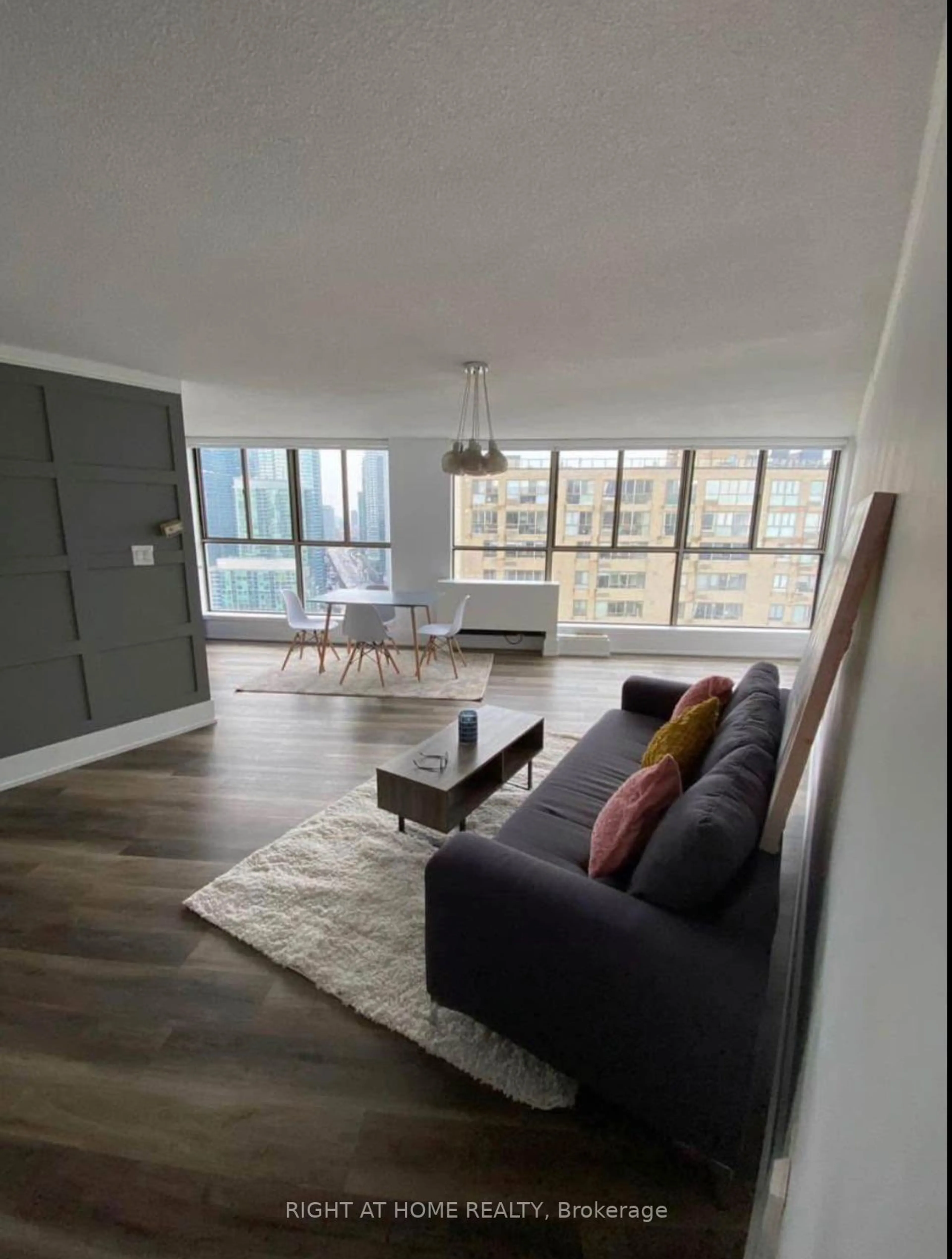 Living room with furniture, unknown for 270 Queens Quay #3006, Toronto Ontario M5J 2N4