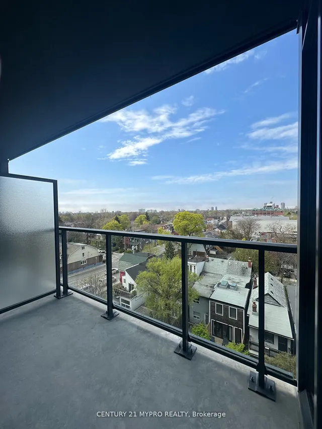 Additional property image - 500 Dupont St Unit 607