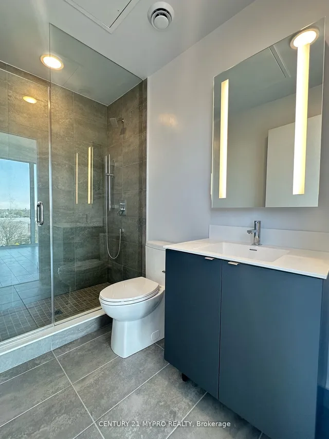 Additional property image - 500 Dupont St Unit 607