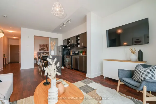 Additional property image - 35 Brian Peck Cres Unit 124