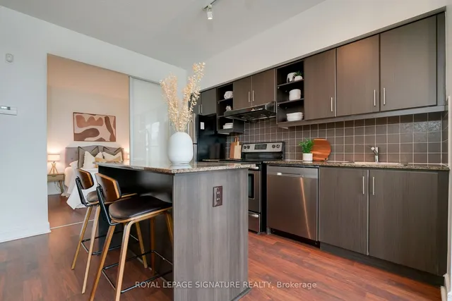 Additional property image - 35 Brian Peck Cres Unit 124