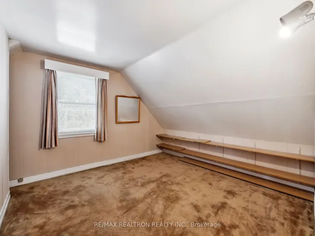Additional property image - 75 Yorkview Dr
