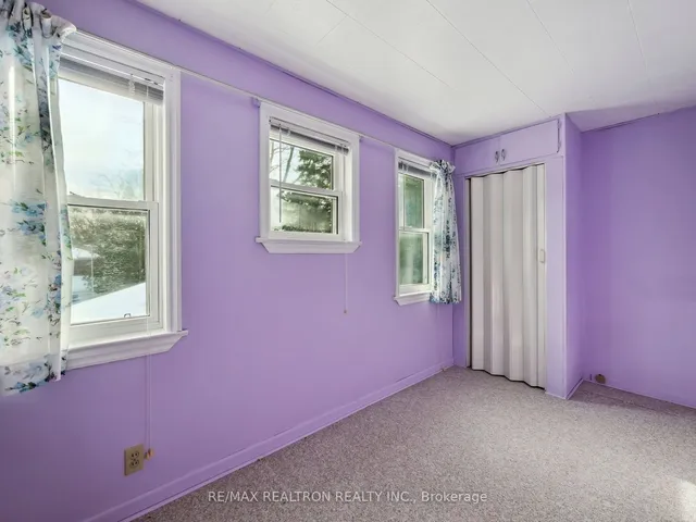 Additional property image - 75 Yorkview Dr