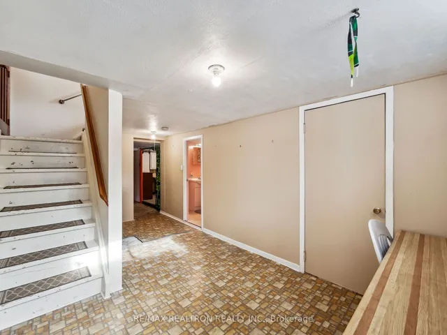 Additional property image - 75 Yorkview Dr