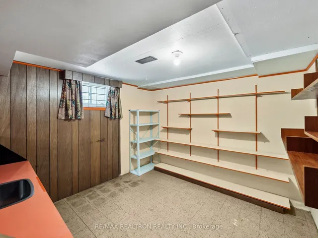 Additional property image - 75 Yorkview Dr