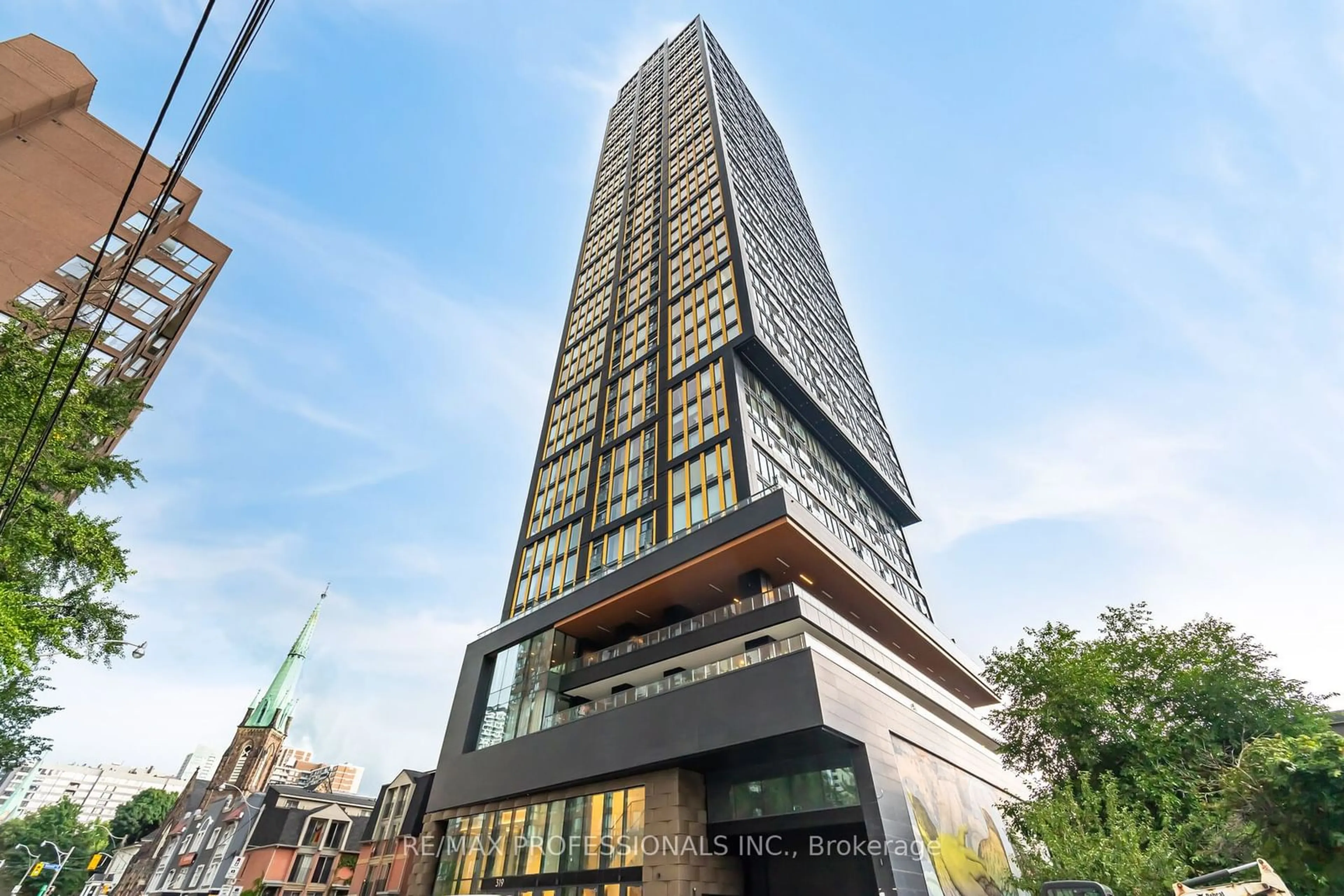Indoor foyer for 319 Jarvis St #2615, Toronto Ontario M5B 0C8