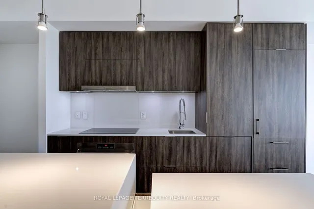 Additional property image - 1 Bloor St Unit 2712