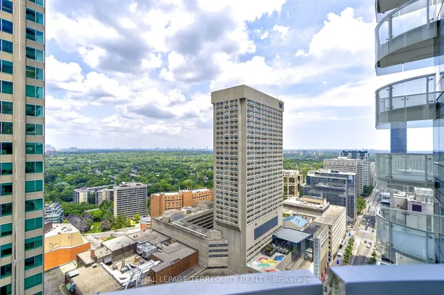 Additional property image - 1 Bloor St Unit 2712