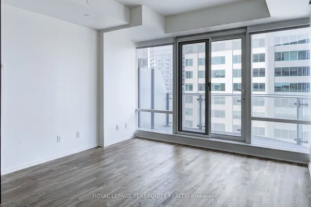 Additional property image - 1 Bloor St Unit 2712