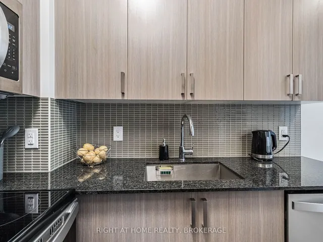 Additional image 6 of 1603 Eglinton Ave Unit 216