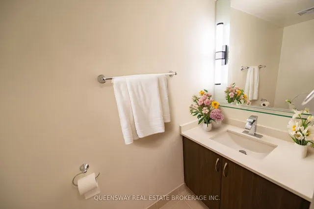 Additional property image - 320 Richmond St Unit 208