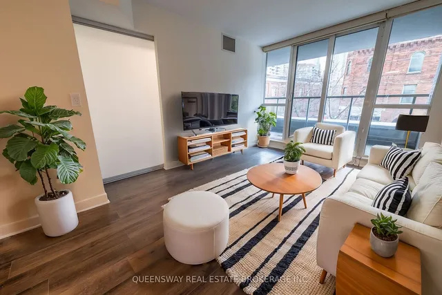 Additional property image - 320 Richmond St Unit 208