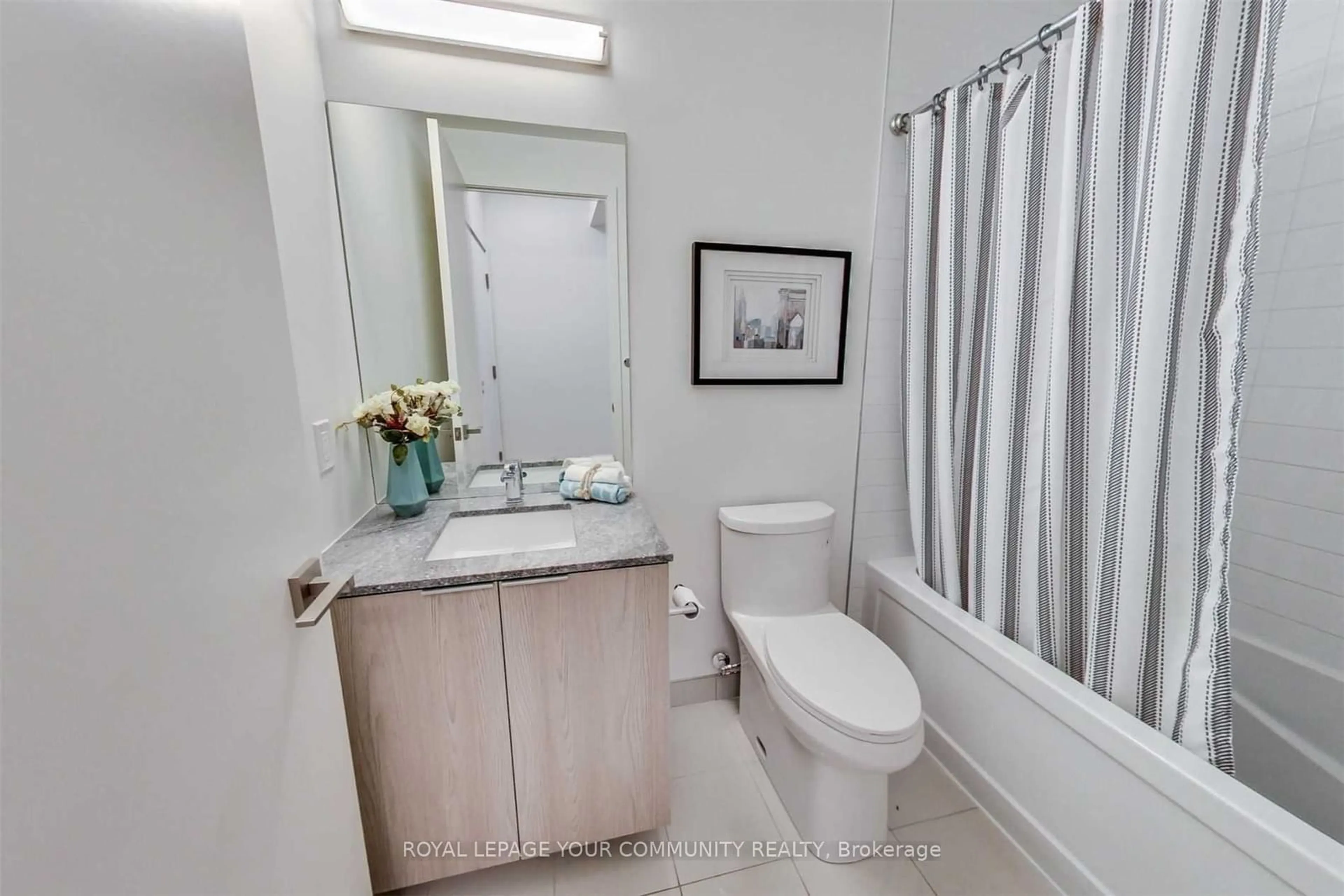 Standard bathroom, ceramic/tile floor for 50 Ordnance St #2505, Toronto Ontario M6K 1A2