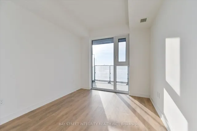 Additional property image - 8 Tippett Rd Unit 1208