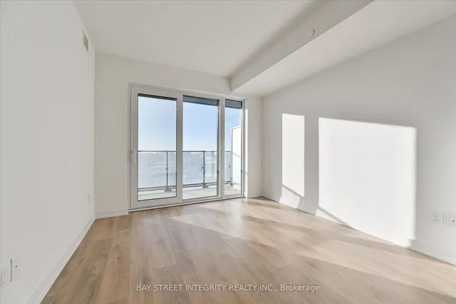 Additional property image - 8 Tippett Rd Unit 1208