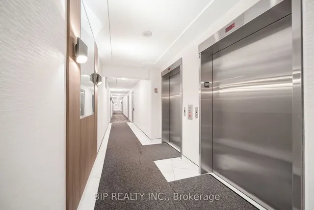 Additional property image - 600 Queens Quay Unit SPH16