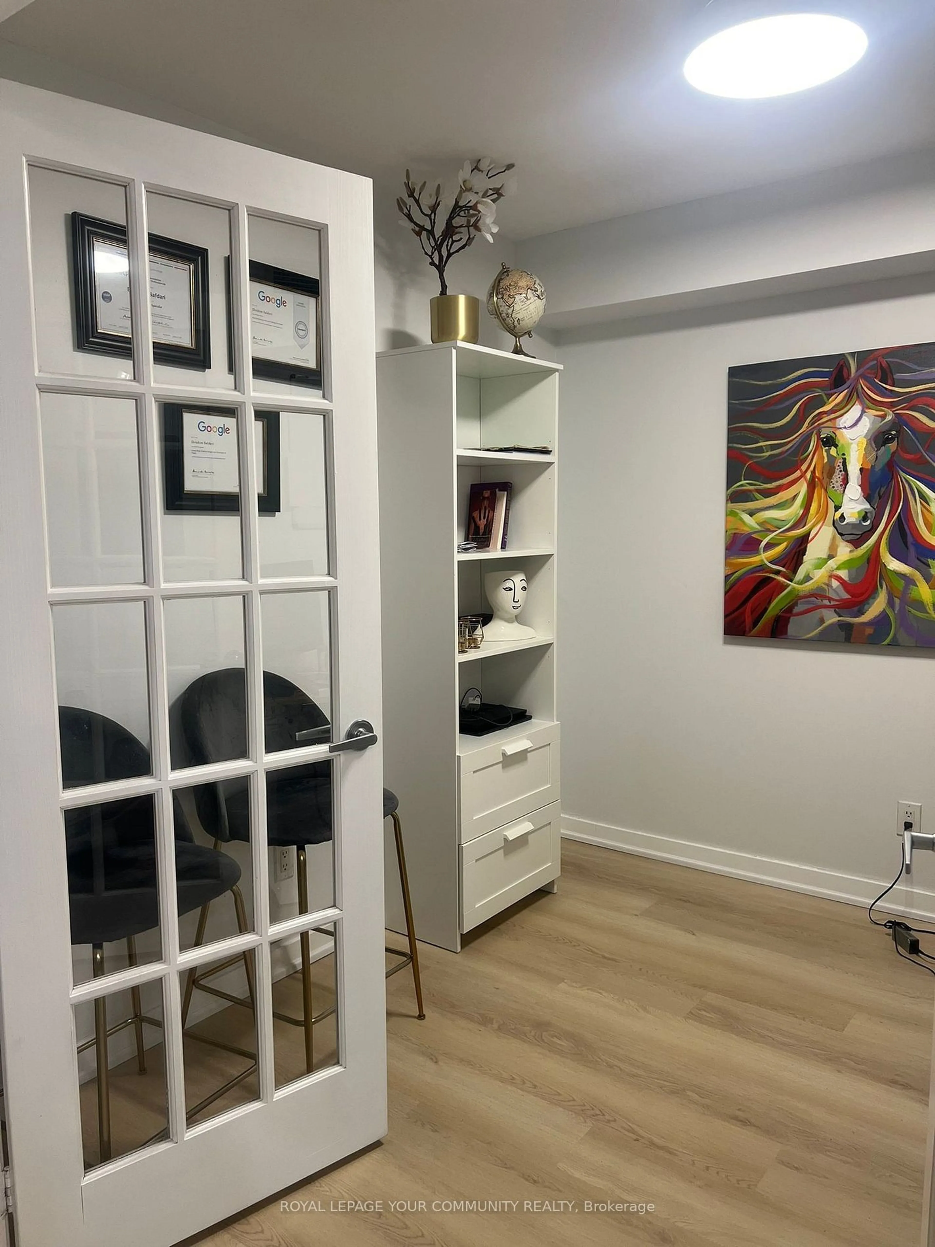 Indoor entryway for 17 Barberry Pl #1701, Toronto Ontario M2K 3E2