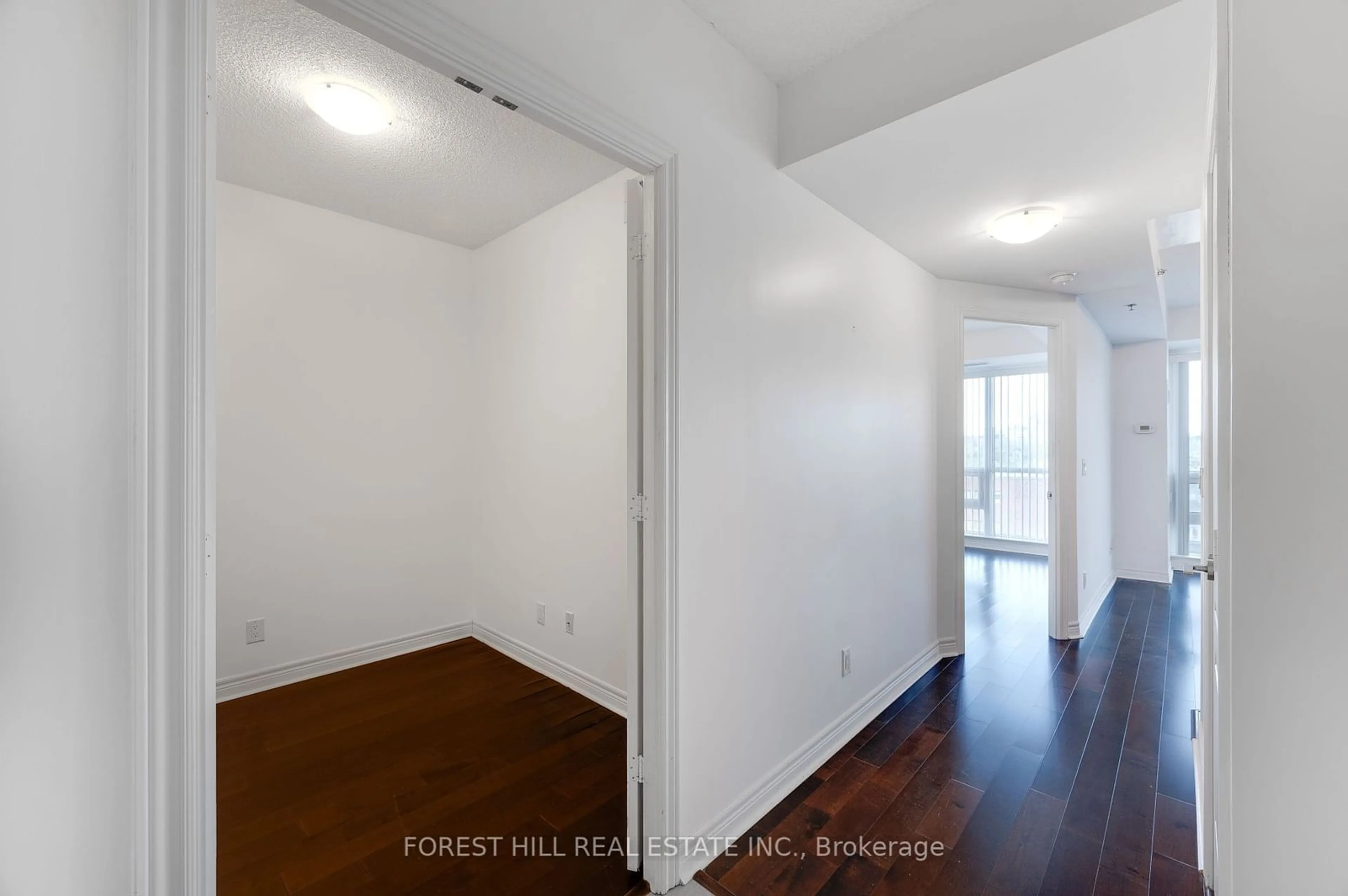 A pic of a room for 2756 Old Leslie St #510, Toronto Ontario M2K 0E2