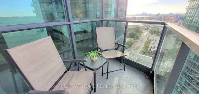 Additional image 20 of 219 Fort York Blvd Unit 2502