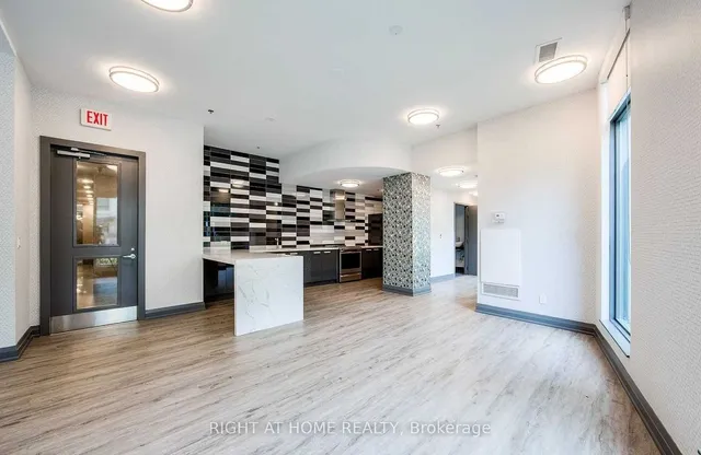 Additional image 6 of 219 Fort York Blvd Unit 2502