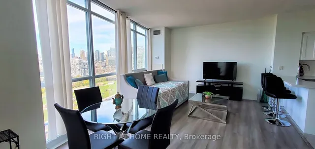 Additional image 32 of 219 Fort York Blvd Unit 2502