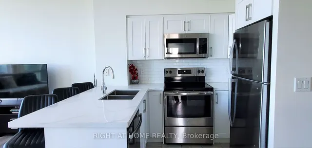Additional image 27 of 219 Fort York Blvd Unit 2502