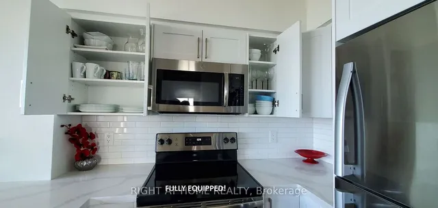 Additional image 26 of 219 Fort York Blvd Unit 2502