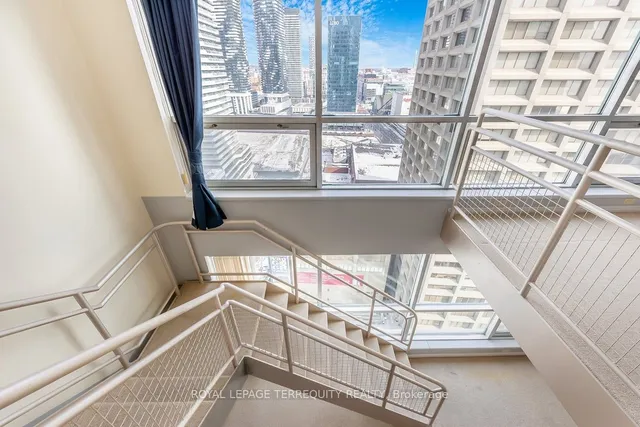 Additional property image - 10 Yonge St Unit 2609