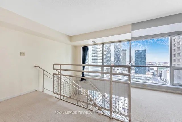 Additional property image - 10 Yonge St Unit 2609