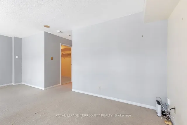 Additional property image - 10 Yonge St Unit 2609