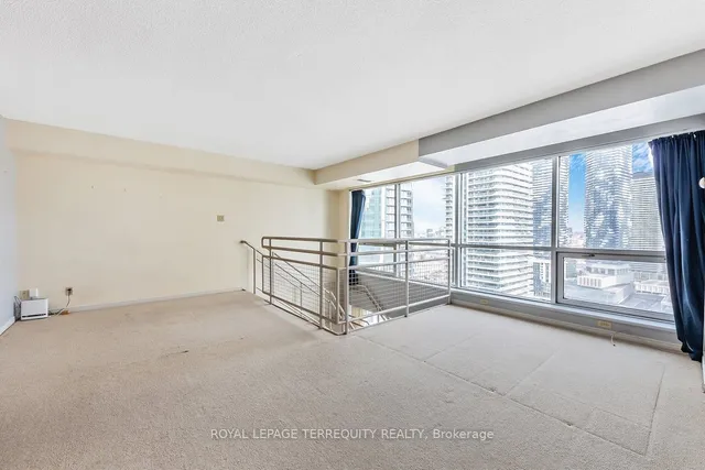 Additional property image - 10 Yonge St Unit 2609
