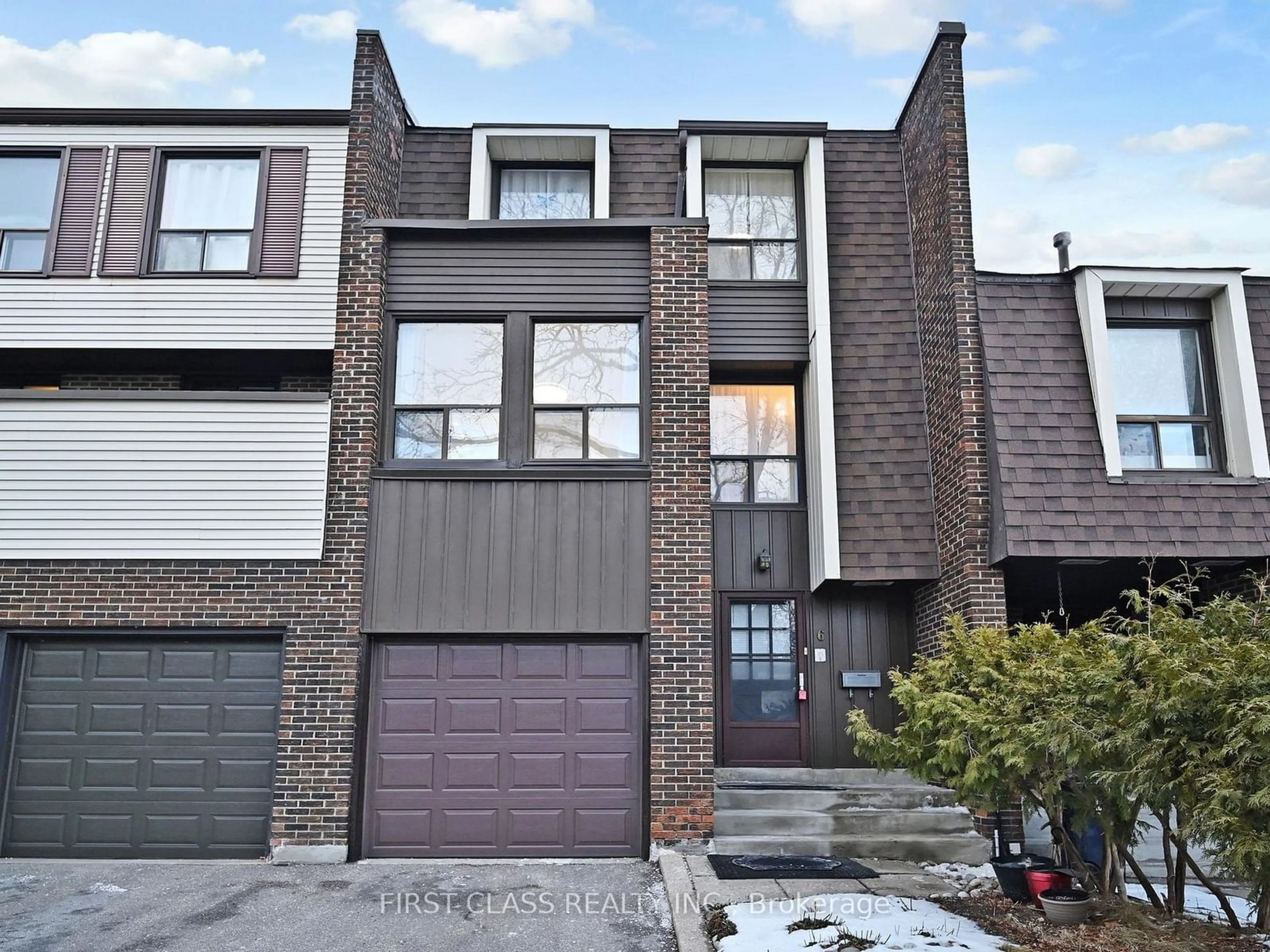 Home with brick exterior material, street for 6 Lofty Hill Way #68, Toronto Ontario M2H 2Z8