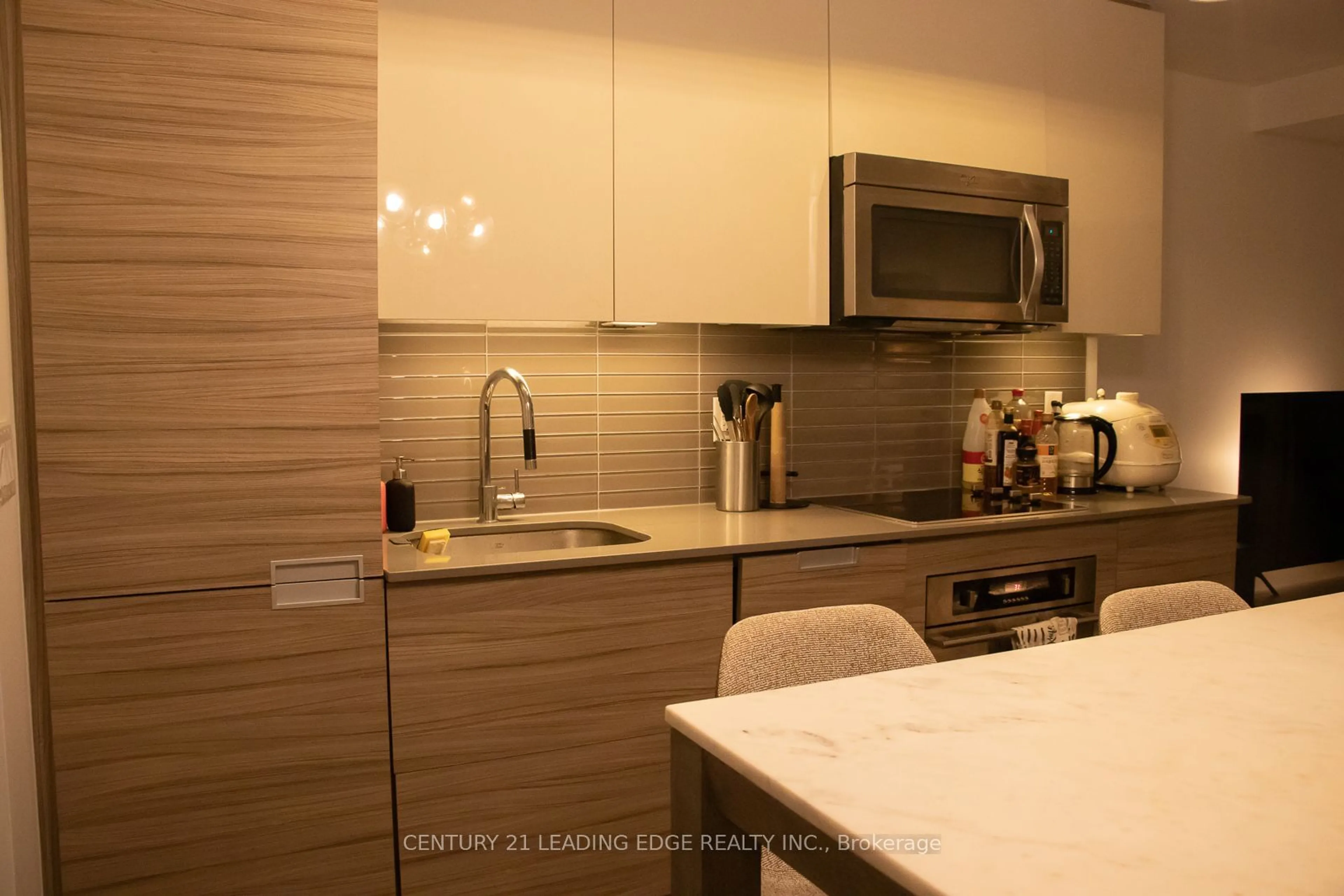 Standard kitchen, unknown for 210 Simcoe St #1605, Toronto Ontario M5T 0A9