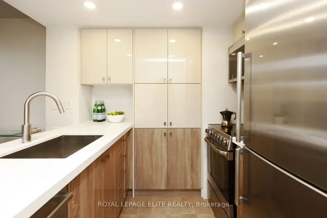 Additional property image - 255 Richmond St Unit 220