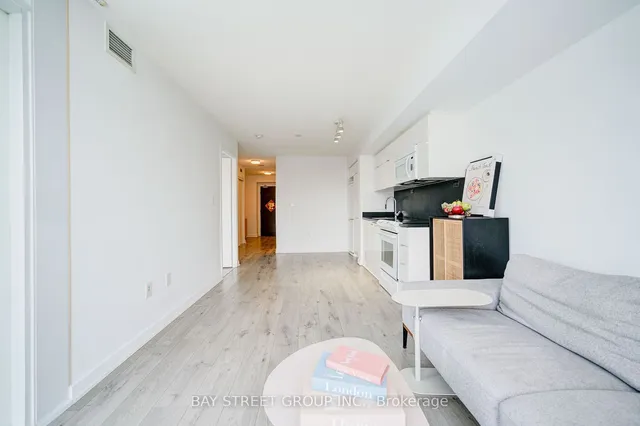 Additional property image - 21 Iceboat Terr Unit 1201