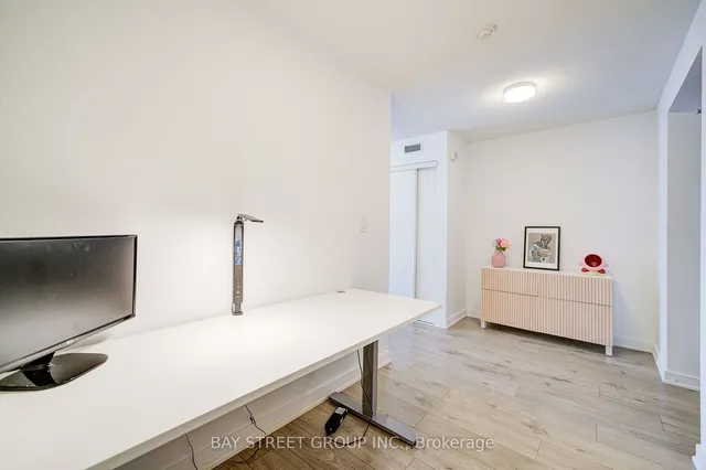 Additional property image - 21 Iceboat Terr Unit 1201