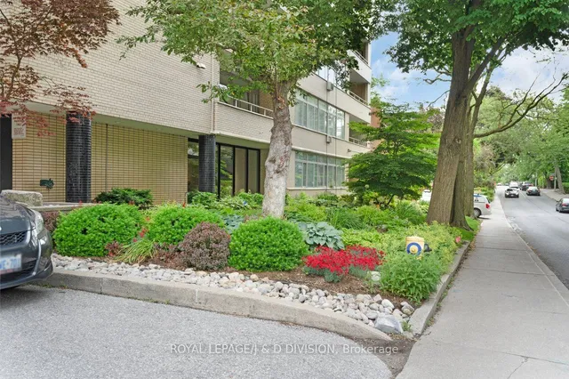 Additional property image - 581 Avenue Rd Unit 404