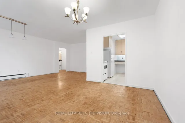 Additional property image - 581 Avenue Rd Unit 404
