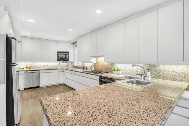 Property image - 14 Northmount Ave