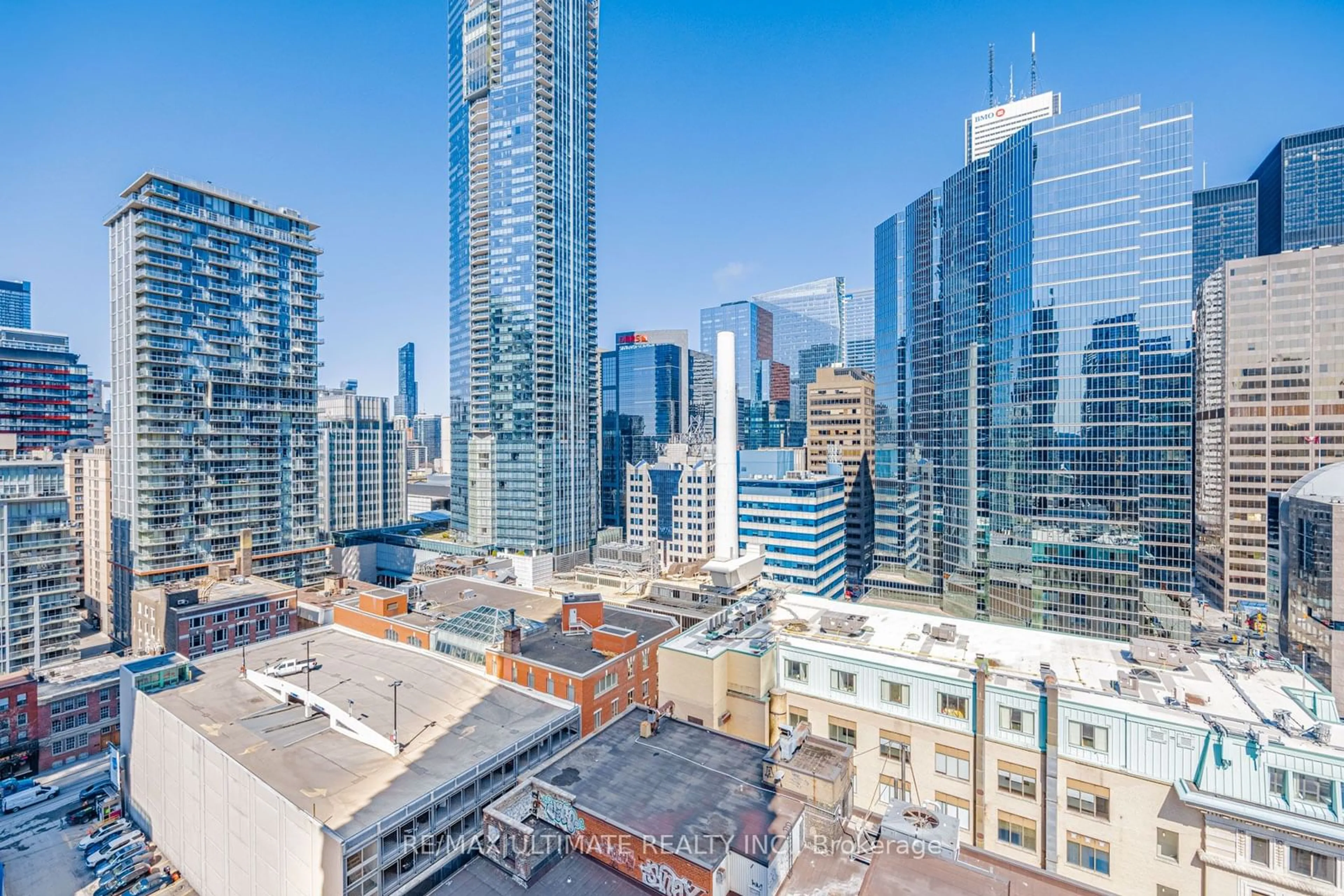 A pic from outside/outdoor area/front of a property/back of a property/a pic from drone, city buildings view from balcony for 224 King St #1504, Toronto Ontario M5H 0A6