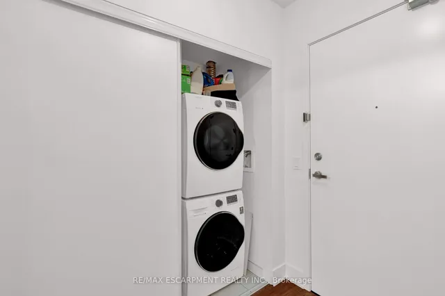 Additional property image - 99 Broadway Ave Unit 2107