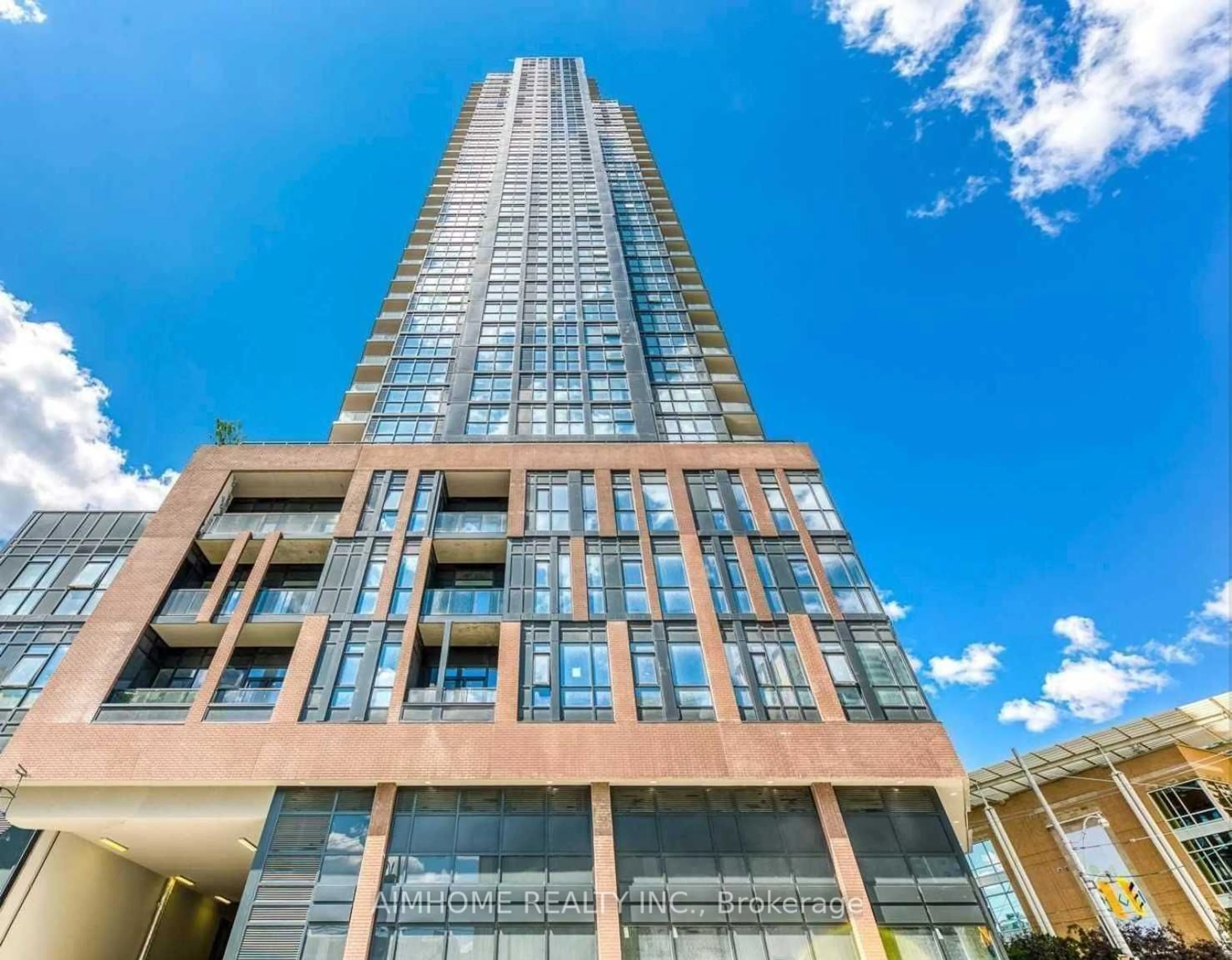 Indoor foyer for 159 Wellesley St #704, Toronto Ontario M4Y 0H5