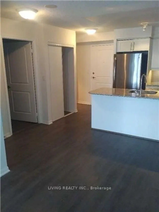 Additional property image - 35 Bastion St Unit 1705