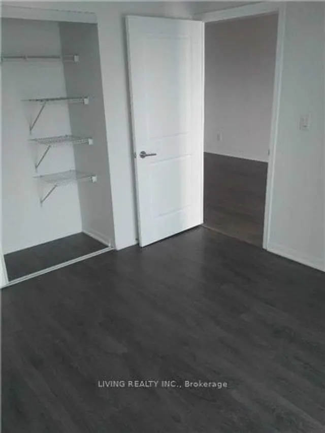 Additional property image - 35 Bastion St Unit 1705