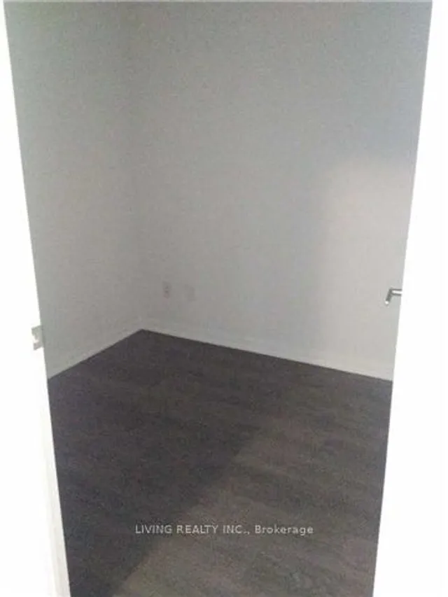 Additional property image - 35 Bastion St Unit 1705