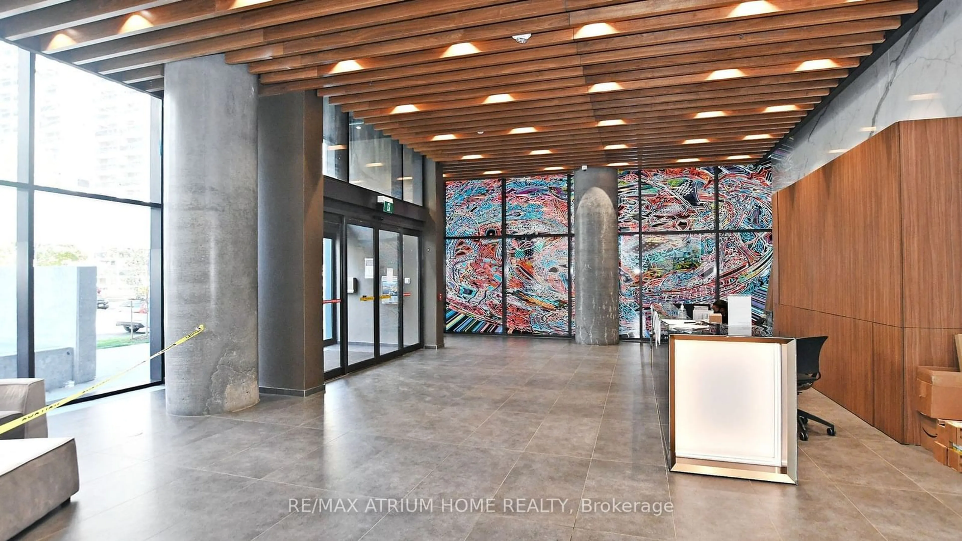 Lobby for 161 Roehampton Ave #Ph05, Toronto Ontario M4P 0C8