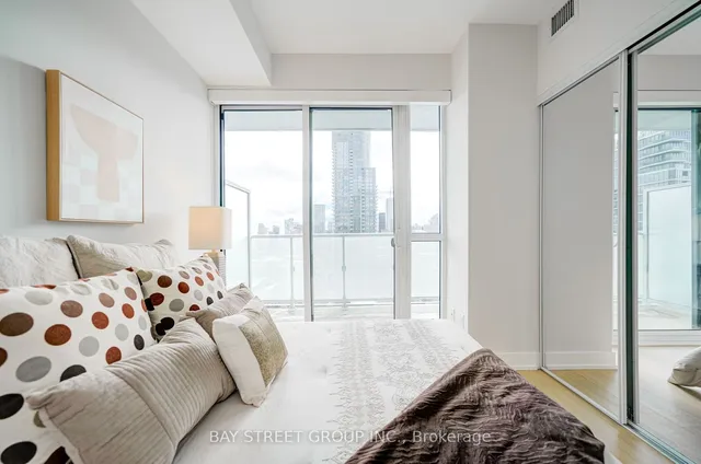 Additional property image - 7 Grenville St Unit 3211