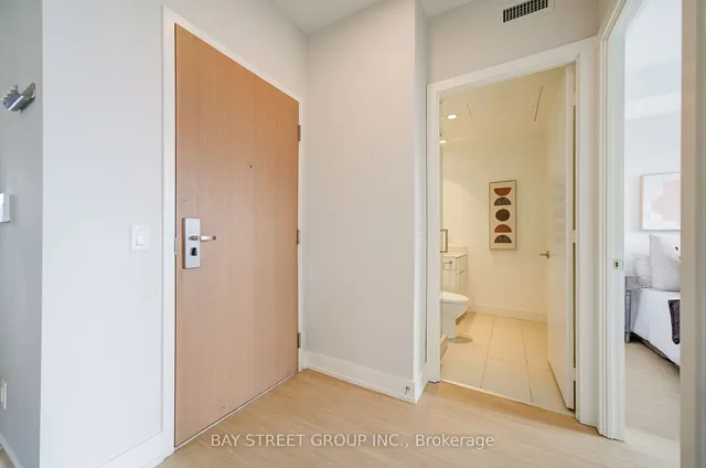 Additional property image - 7 Grenville St Unit 3211