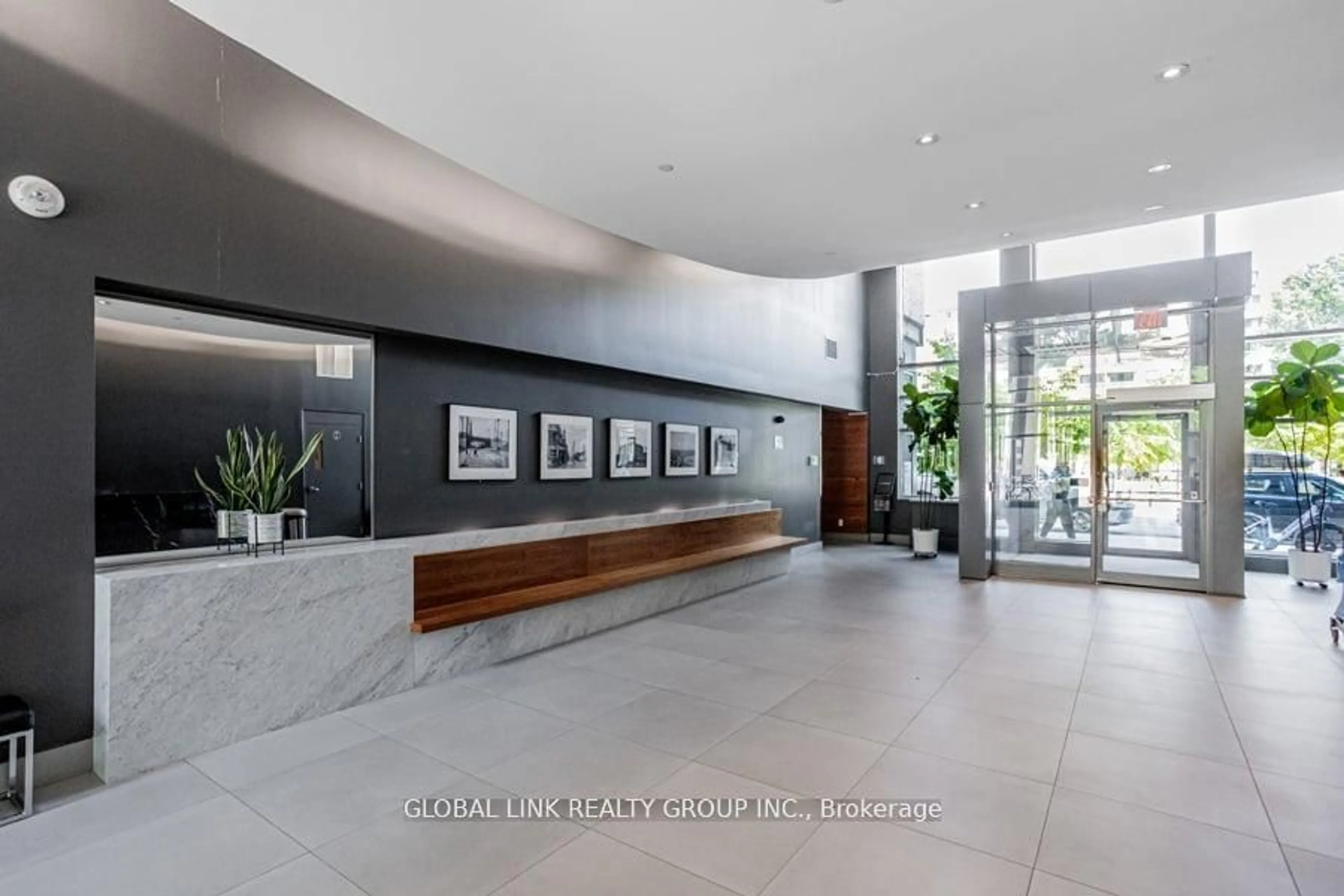 Lobby for 68 Abell St #325, Toronto Ontario M6J 0B1